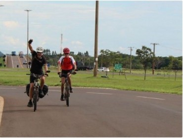 Bikers Rio Pardo | NOTÍCIAS | Pai e filho pedalam 1.350 km em 12 dias para chegar a Campo Grande
