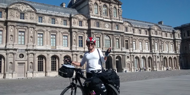 Bikers Rio pardo | SUA HISTÓRIA | Imagens | Aos 58 anos, ciclista viaja sozinha e descobre o mundo de bike