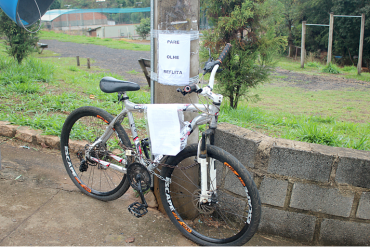 Bikers Rio Pardo | NOTÍCIAS | Mãe usa bicicleta do acidente do filho como forma de alerta