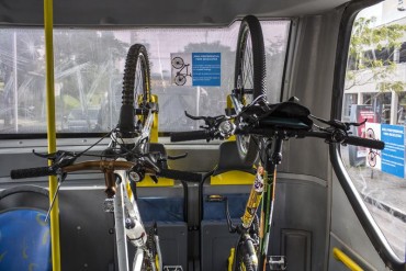 Bikers Rio Pardo | NOTÍCIAS | Curitiba instala sistema para transportar bicicletas em ônibus municipais