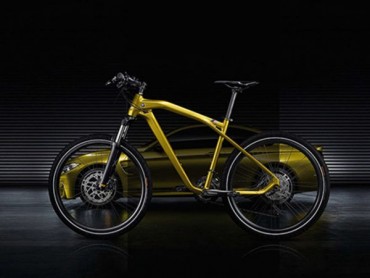 Bikers Rio Pardo | NOTÍCIAS | BMW lança bike inspirada no esportivo M4