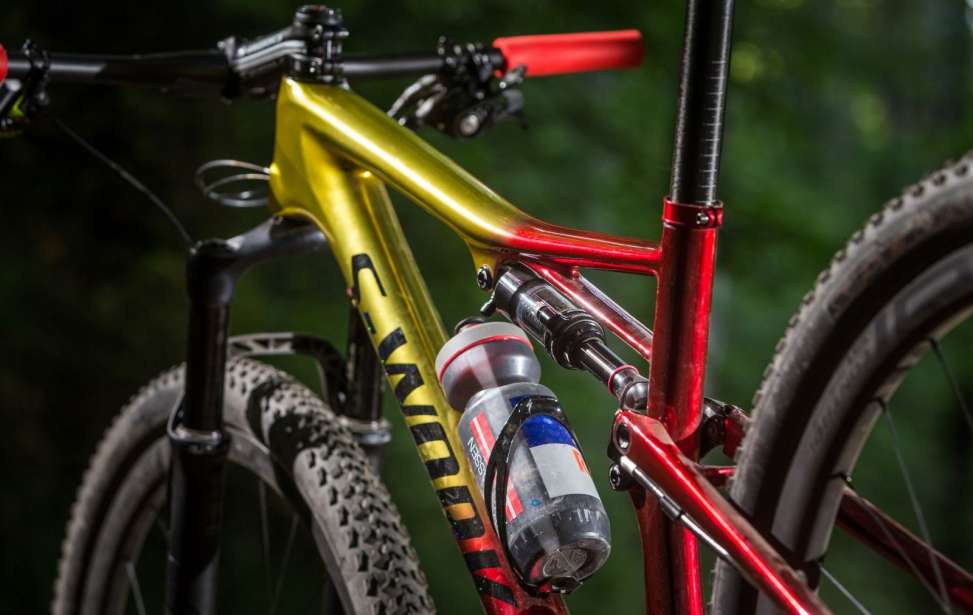 Bikers Rio Pardo | NOTÍCIAS | Specialized 2018: Nova Epic apresenta o quadro mais leve do mundo para pedalar na montanha