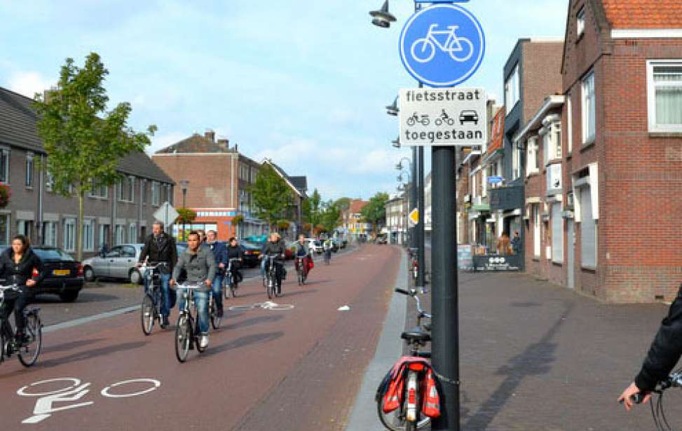 Bikers Rio pardo | Notícia | Holanda quer proibir uso de celular por ciclistas